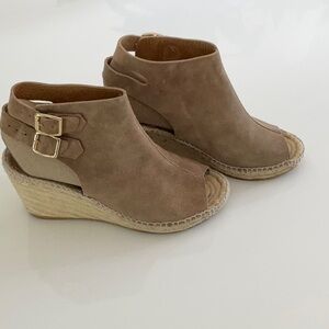Kanna Tan Espadrille Shoes with Wedge Sole